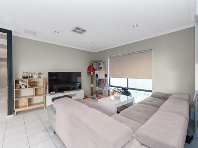 2/142 Peninsula Road, Maylands WA 6051