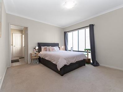 2/142 Peninsula Road, Maylands WA 6051