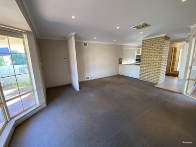 37A Burkett Drive, Hannans WA 6430