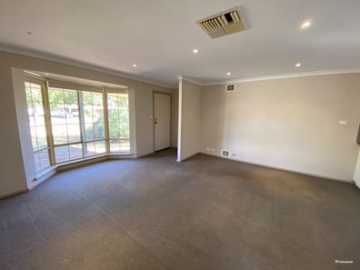 37A Burkett Drive, Hannans WA 6430