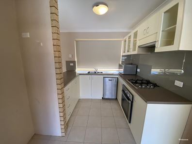 37A Burkett Drive, Hannans WA 6430