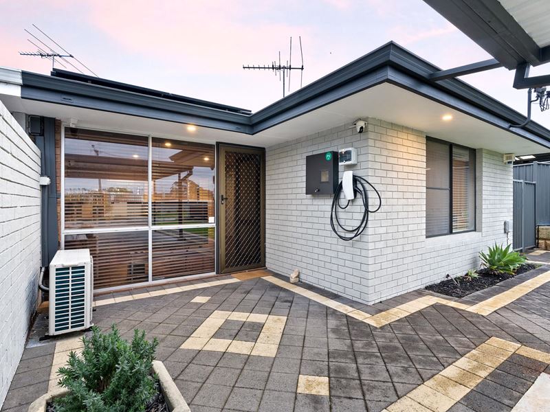 6B Savoir Court, Craigie WA 6025