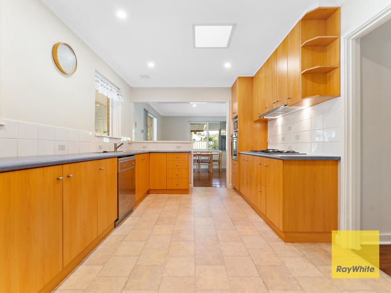 31 Kelton Way, Thornlie WA 6108