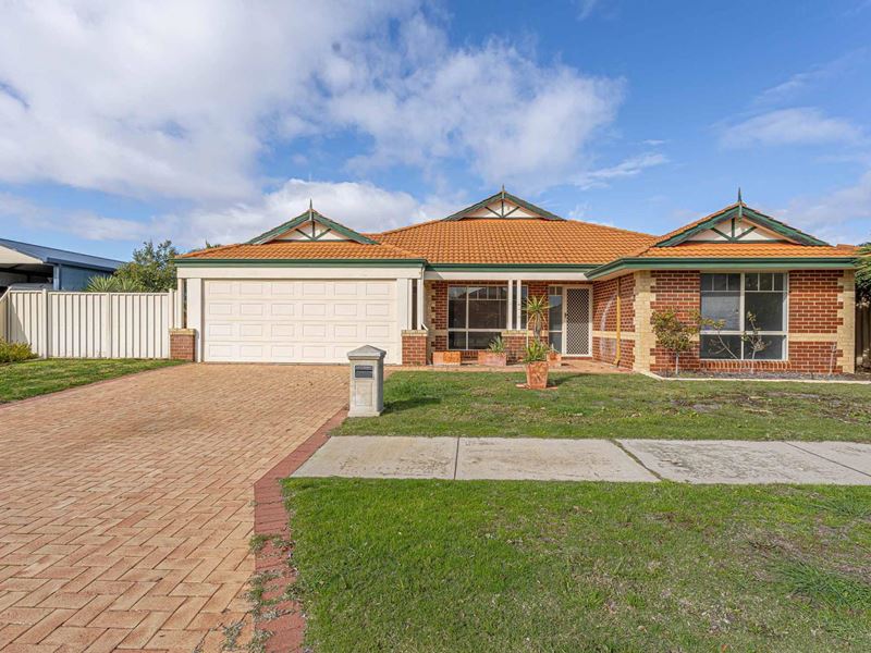 16 Silverton Avenue, Butler WA 6036