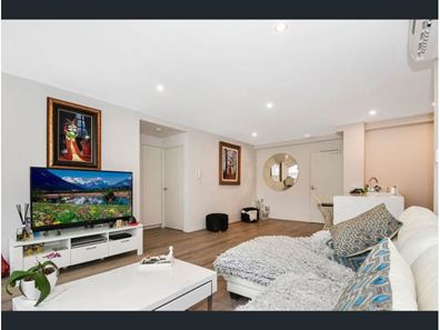 51/2 Tenth Avenue, Maylands WA 6051