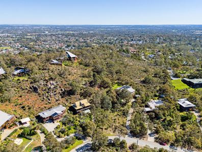 69 Throssell Road, Swan View WA 6056