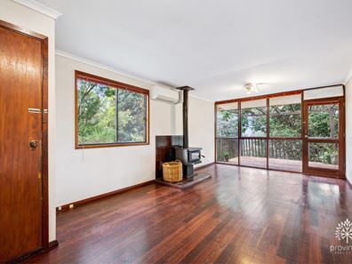 33 Michael Road, Roleystone WA 6111