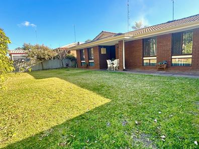 11 Pitt Street, Hamel WA 6215
