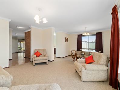 6A Munro Court, Noranda WA 6062
