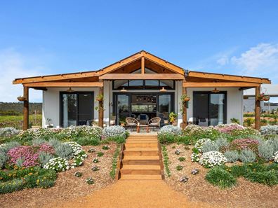 125 Ellendale Drive, Lower Chittering WA 6084