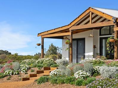 125 Ellendale Drive, Lower Chittering WA 6084