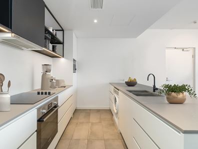 19/1A Charles Street, South Fremantle WA 6162