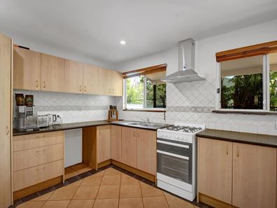 17 Chippindall Place, Cable Beach WA 6726