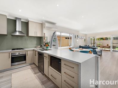 7 Illyarrie Avenue, Falcon WA 6210