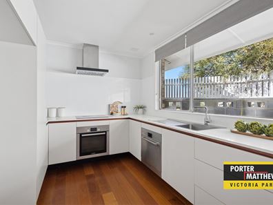 17 Prowse Street, Beaconsfield WA 6162