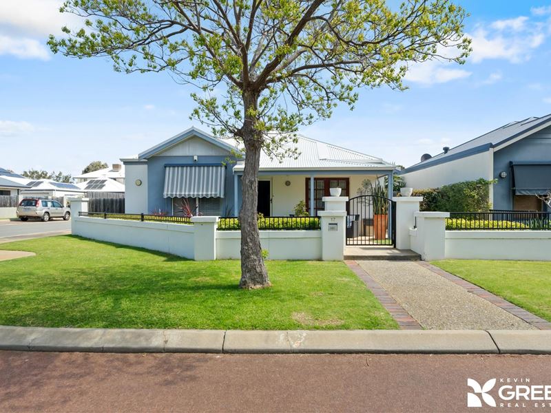 17 Pacifica Way, Dudley Park WA 6210