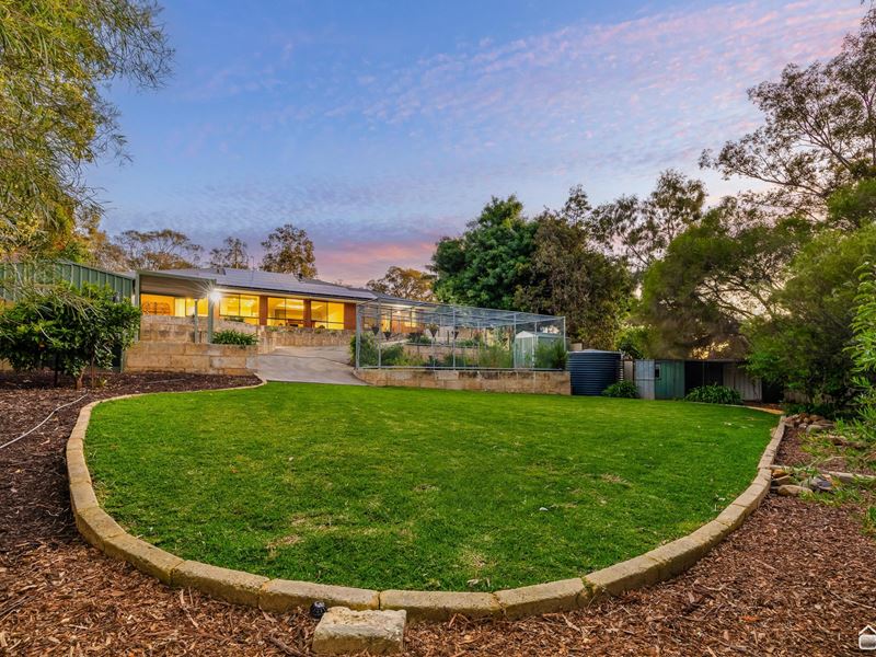 42 Carradine Road, Mount Nasura WA 6112