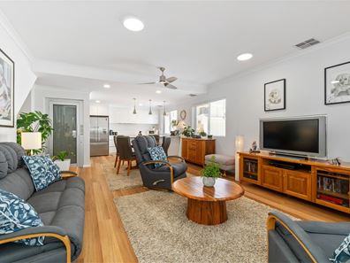 92 Clubhouse Lane, Gnangara WA 6077