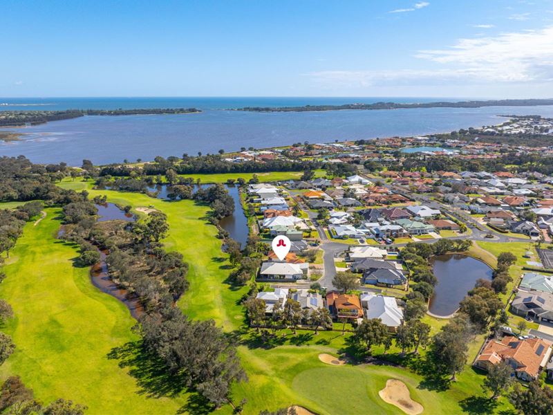 22 Gleneagles Way, Pelican Point WA 6230