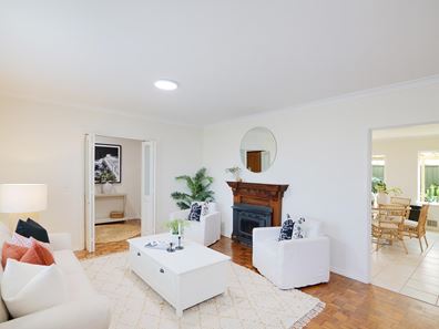 13 Brooks Drive, Bayswater WA 6053