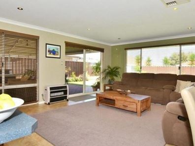2 Heirisson Turn, Ellenbrook WA 6069