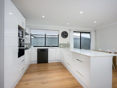 168 Grand Ocean Bvd, Port Kennedy WA 6172