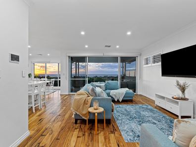 41 Abeona Parade, Madora Bay WA 6210
