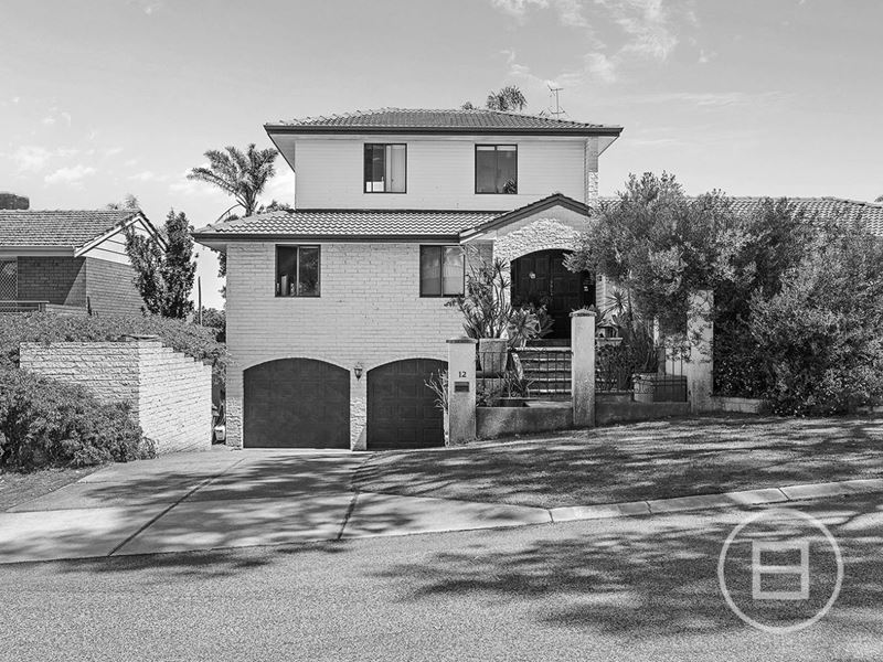 12 Pilsley Place, Carine WA 6020