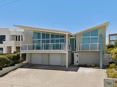 140 West Coast Terrace, Trigg WA 6029