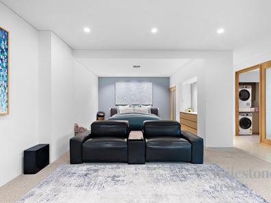 15 Claude Street, Burswood WA 6100
