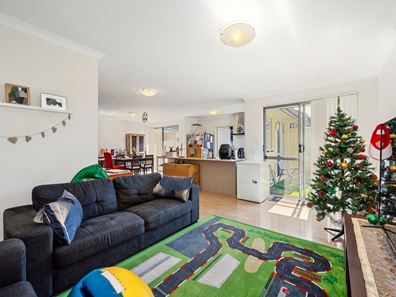 28/113 Owtram Road, Armadale WA 6112