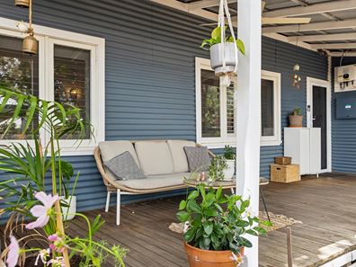 25B Holmesdale Road, Woodbridge WA 6056
