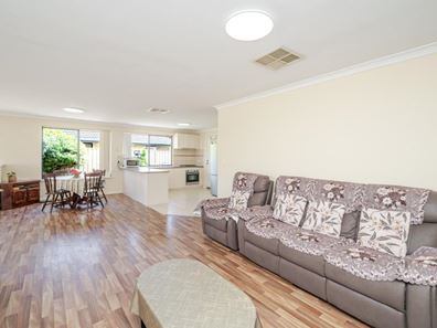 32 Diosma Way, Canning Vale WA 6155