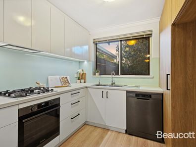 35 Glover Street, Dianella WA 6059