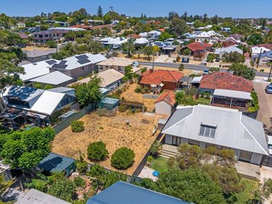 126 Watkins Street, White Gum Valley WA 6162