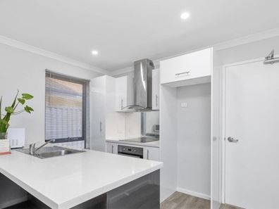 1/41 Evelyn Street, Gosnells WA 6110