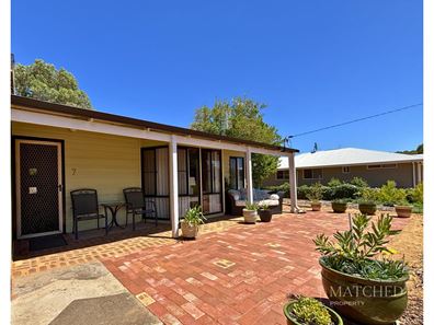 7 Watson Place, Dongara WA 6525