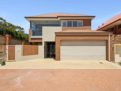 8 Barrow Court, Mount Claremont WA 6010