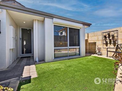 29 Rutherford Entrance, Success WA 6164
