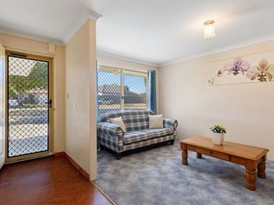 94 Robinson Road, Morley WA 6062