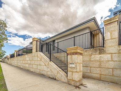 32 Bannerdale Road, Baldivis WA 6171