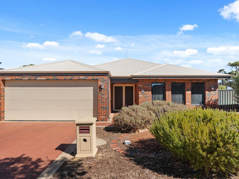 66 Ridge Boulevard, Baldivis WA 6171