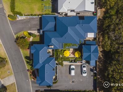 33 Barry Court, Collingwood Park WA 6330