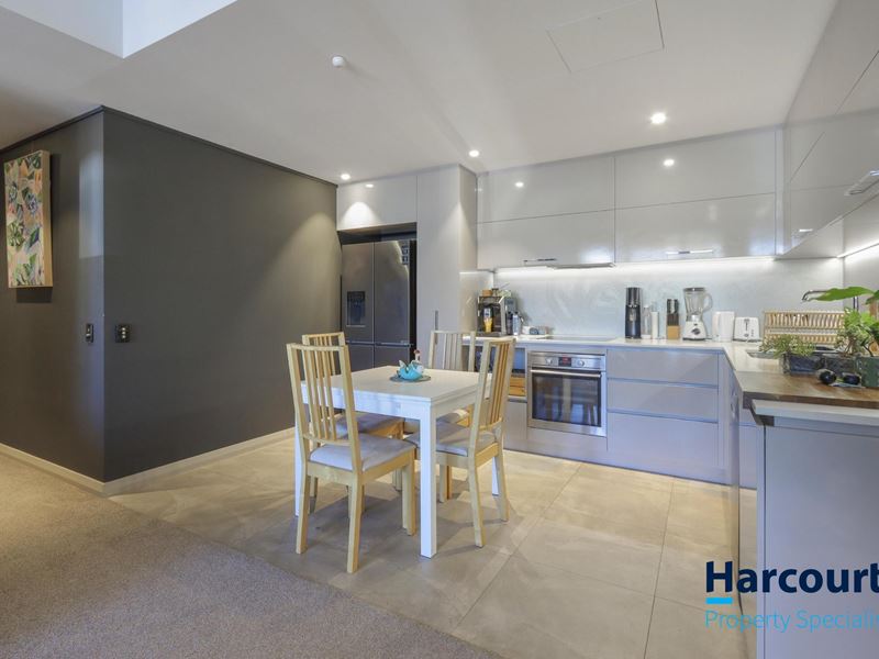 167/34 Quarry Street, Fremantle WA 6160