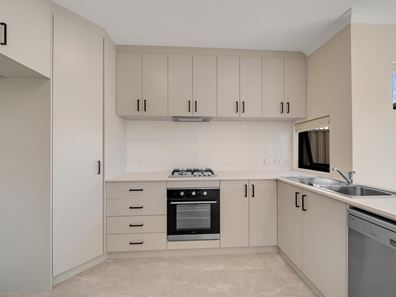 13 Edgington Crescent, Koondoola WA 6064