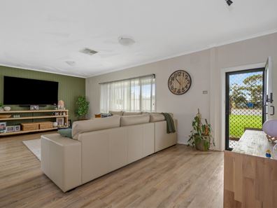 11 Ti-Tree Crt, Kambalda West WA 6442