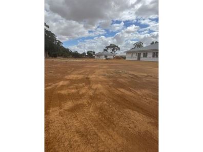 6 Haydon Close, Corrigin WA 6375