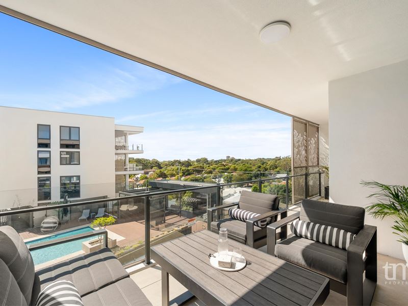 511/2 Thorburn Way, Shenton Park WA 6008