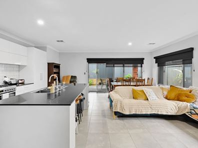 14B Whittaker Way, Waroona WA 6215