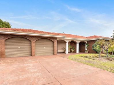 10 Abingdon Street, Morley WA 6062